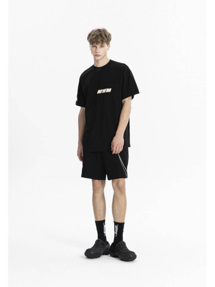 MWM BLACK CHAIN DETAIL REGULAR FIT SHORTS