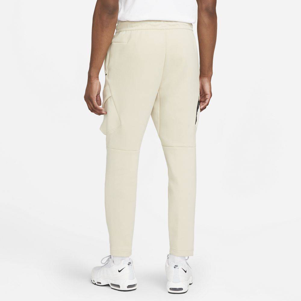NIKE SPORTSWEAR TECH FLEECE PANT