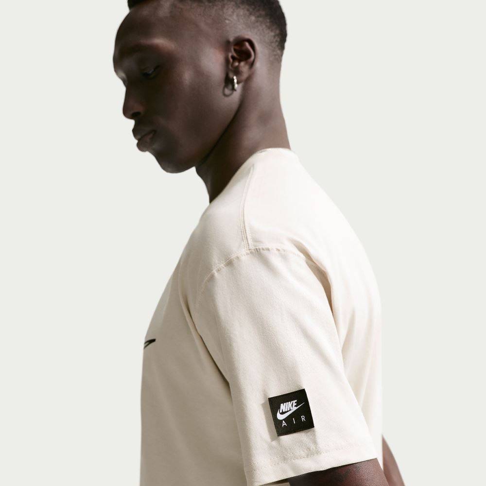 NIKE SPORTSWEAR LOOSE FIT SOFT TEE