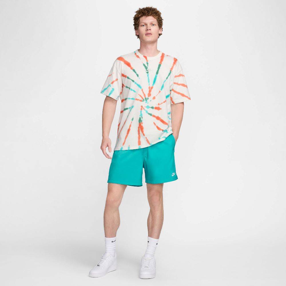 NIKE CLUB FLOW SHORT