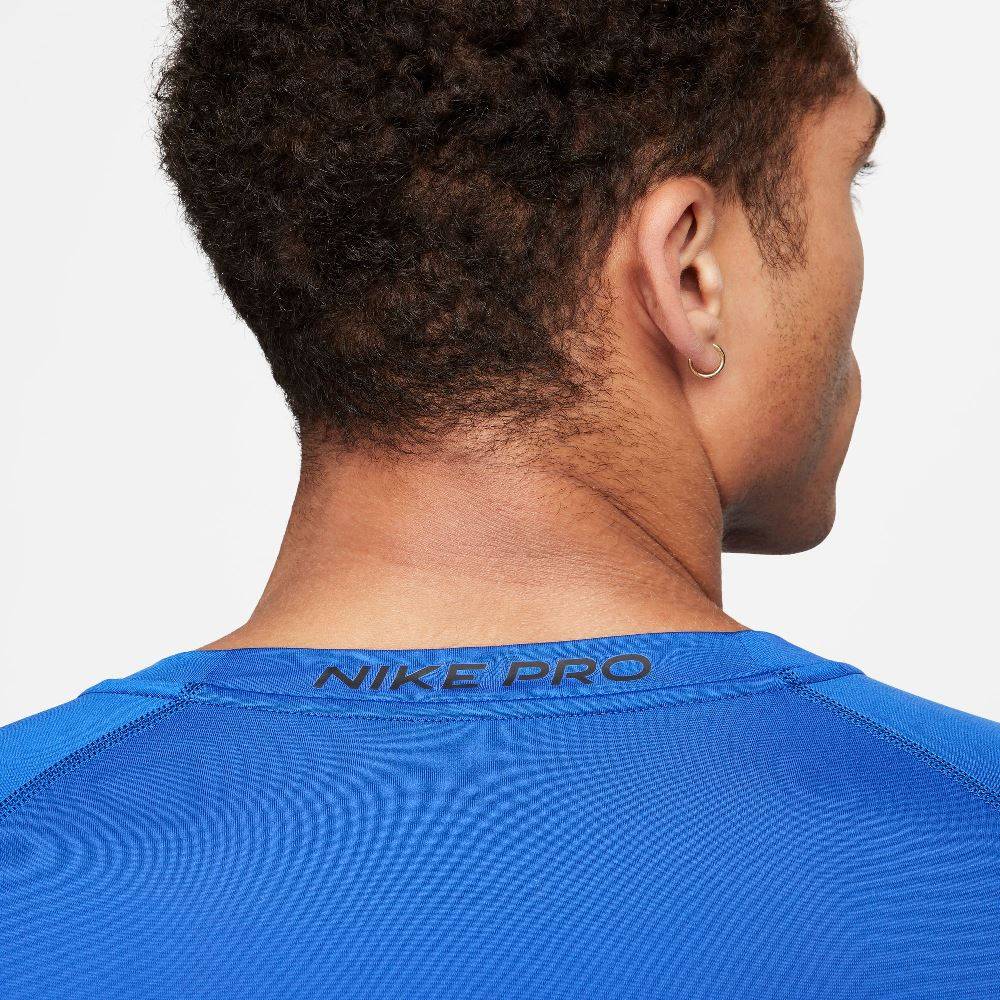 NIKE PRO DRI-FIT TIGHT FITNESS LONG-SLEEVE SHIRT