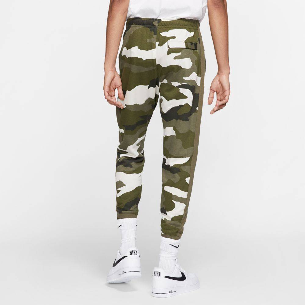 NIKE SPORTSWEAR CLUB CAMO FRENCH TERRY JOGGER PANT