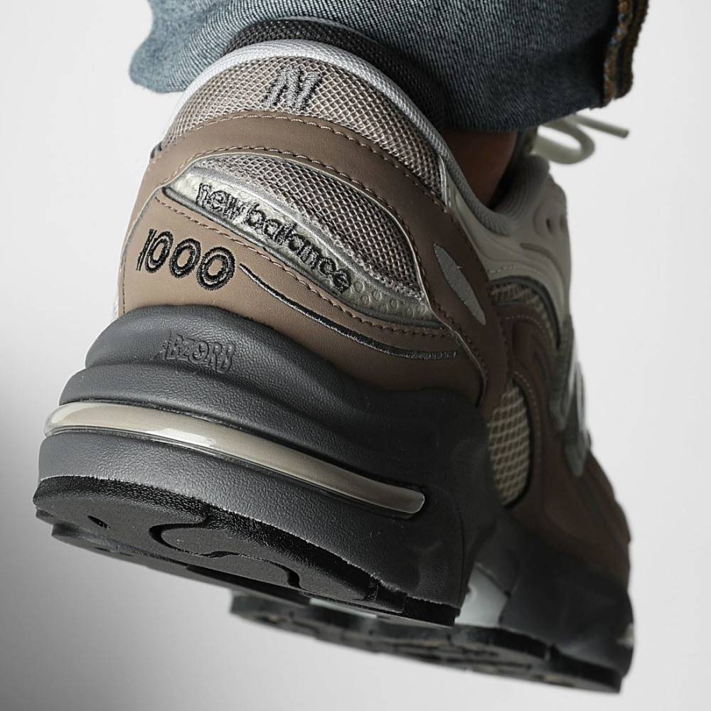 NEW BALANCE 1000 MENS CLASSIC SNEAKERS