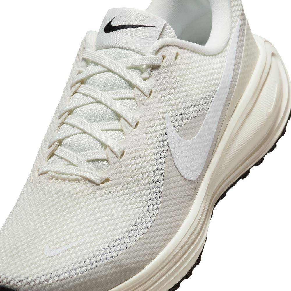 NIKE WOMENS REVOLUTION 8 RUNNING SHOES