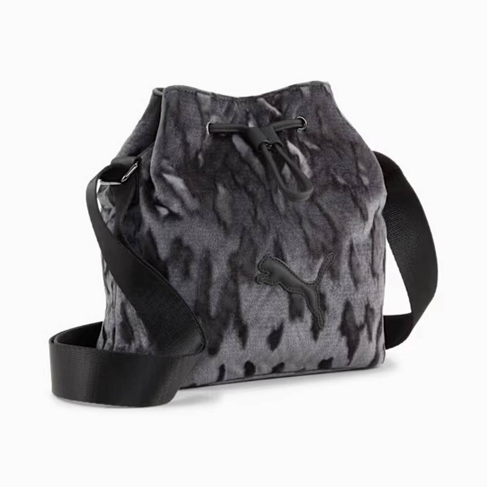 PUMA PLUSH BUCKET BAG
