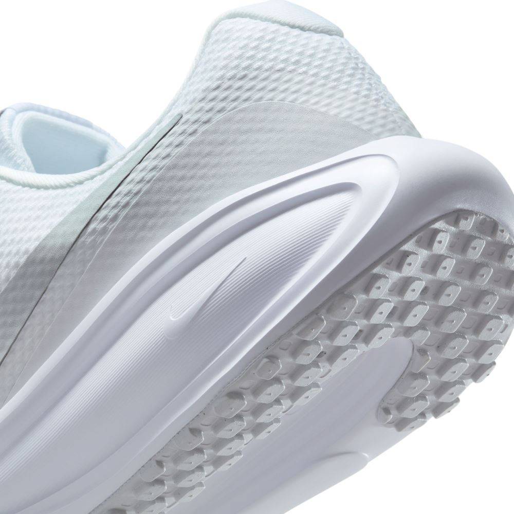NIKE REVOLUTION 8 MENS SHOES