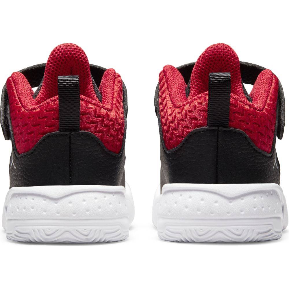 NIKE JORDAN INFANT MAX AURA 3