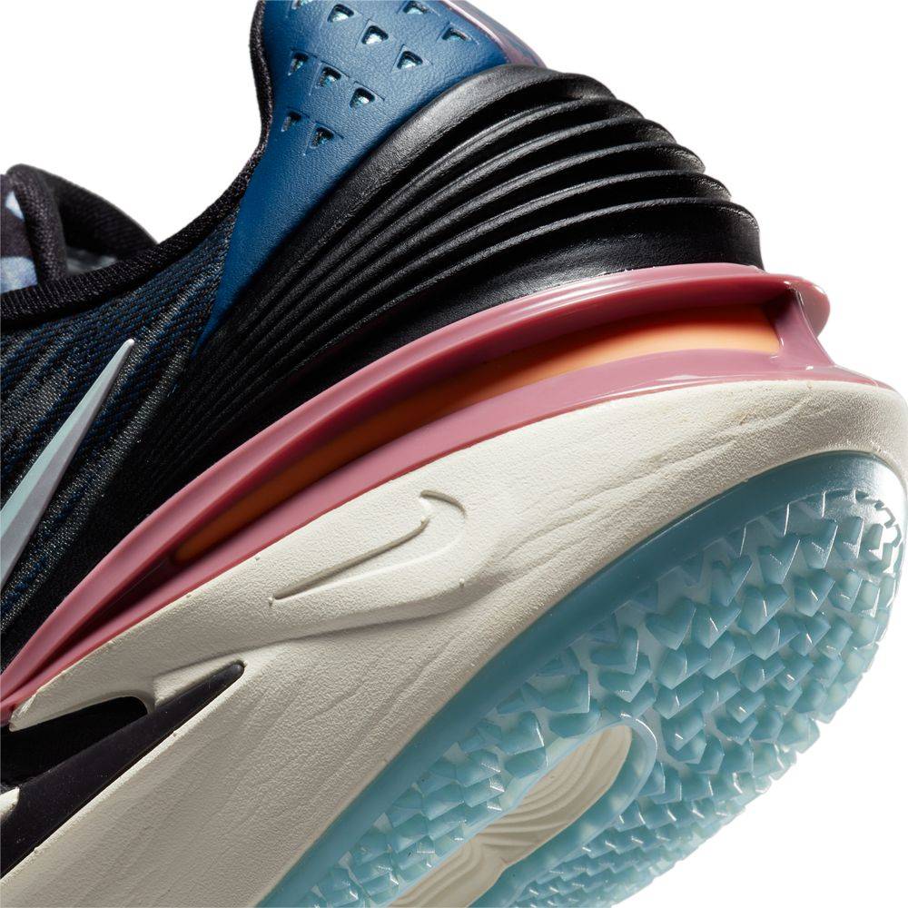 NIKE AIR ZOOM G.T. CUT 2 BASKETBALL