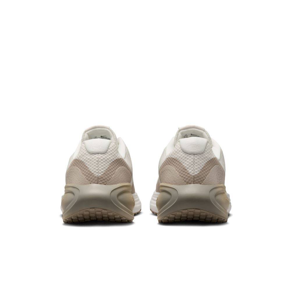 NIKE REVOLUTION 8 MENS SHOES