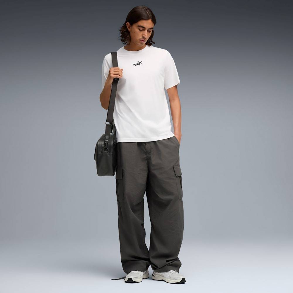 PUMA ESS SMALL NO.1 LOGO CENTERED TEE