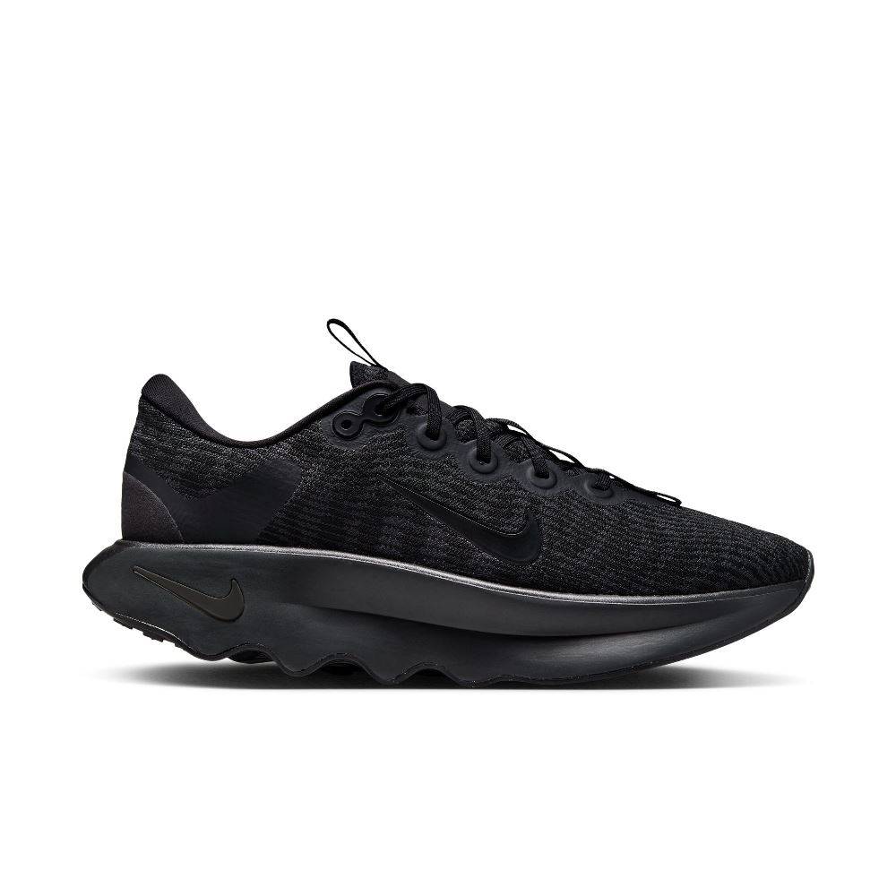 NIKE MOTIVA WALKING SHOES