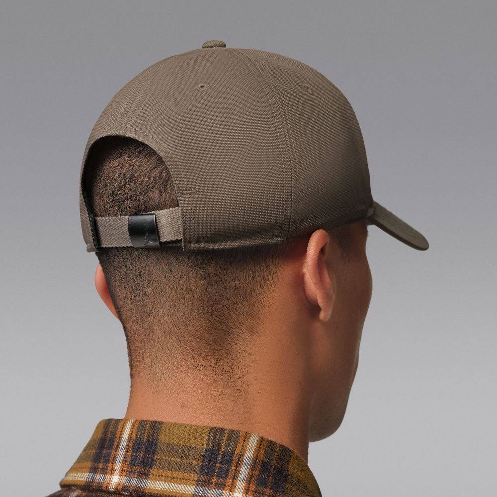NIKE JORDAN RISE STRUCTURED METAL JUMPMAN HAT