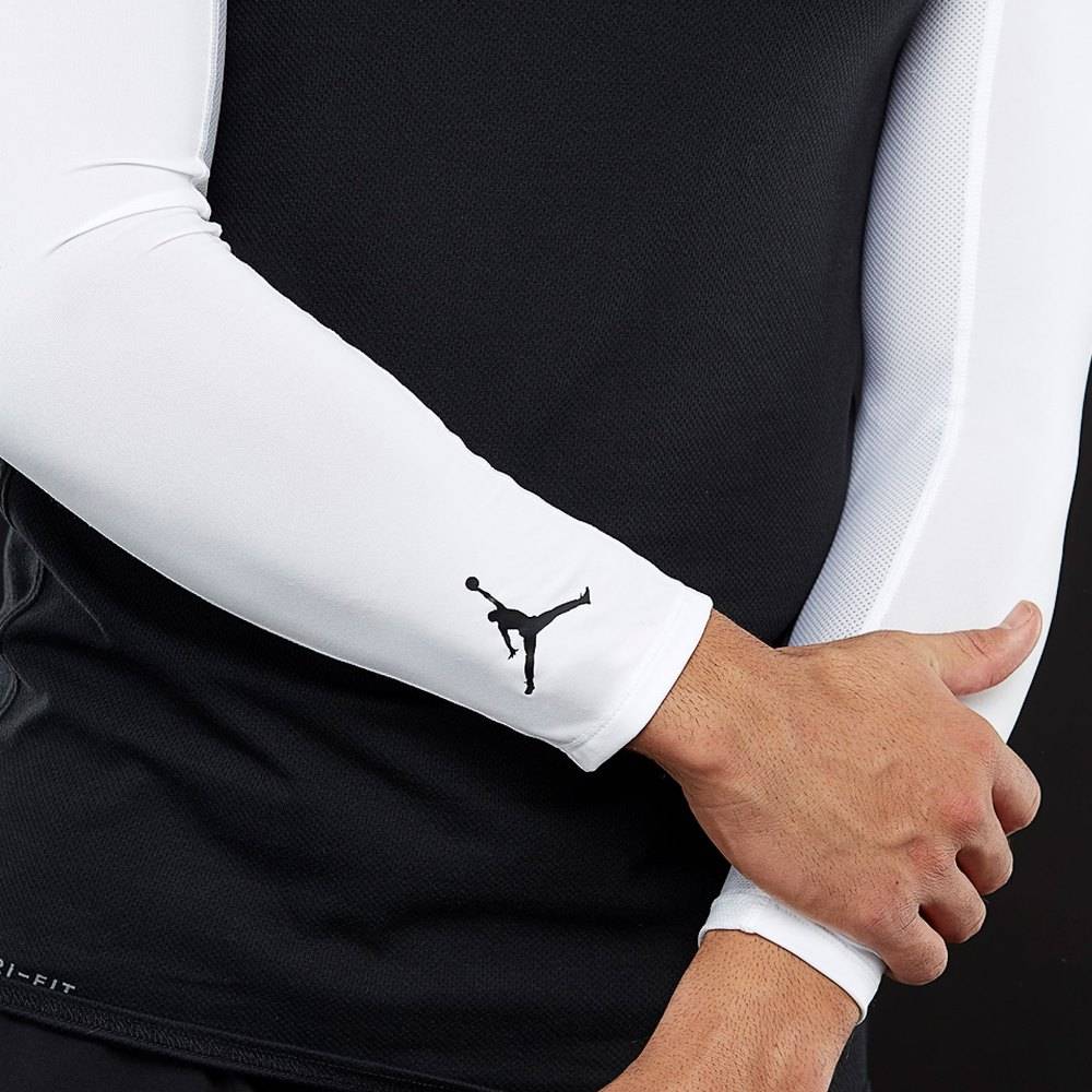 NIKE JORDAN SHOOTER SLEEVES