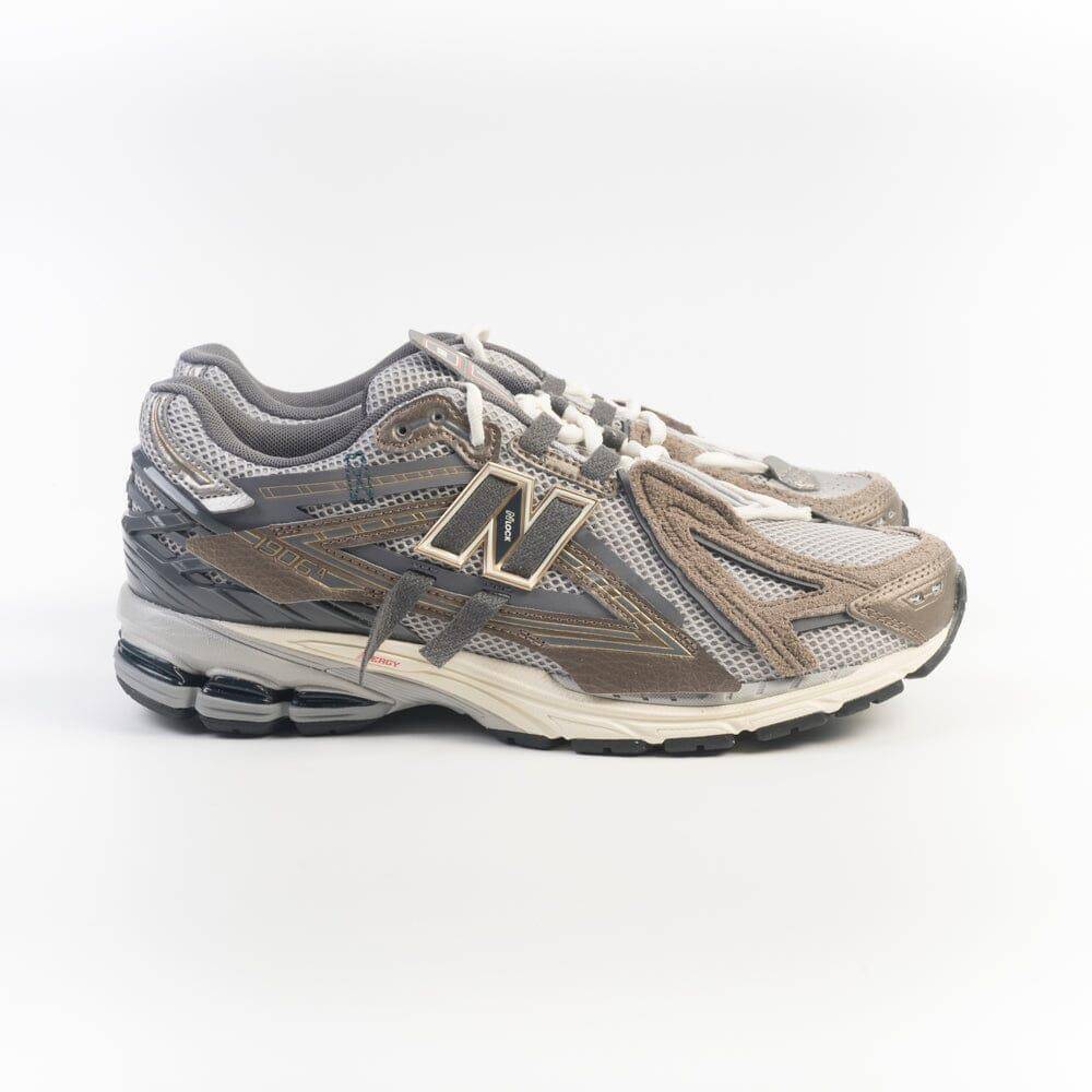 NEW BALANCE 1906R UNISEX CLASSIC SNEAKERS