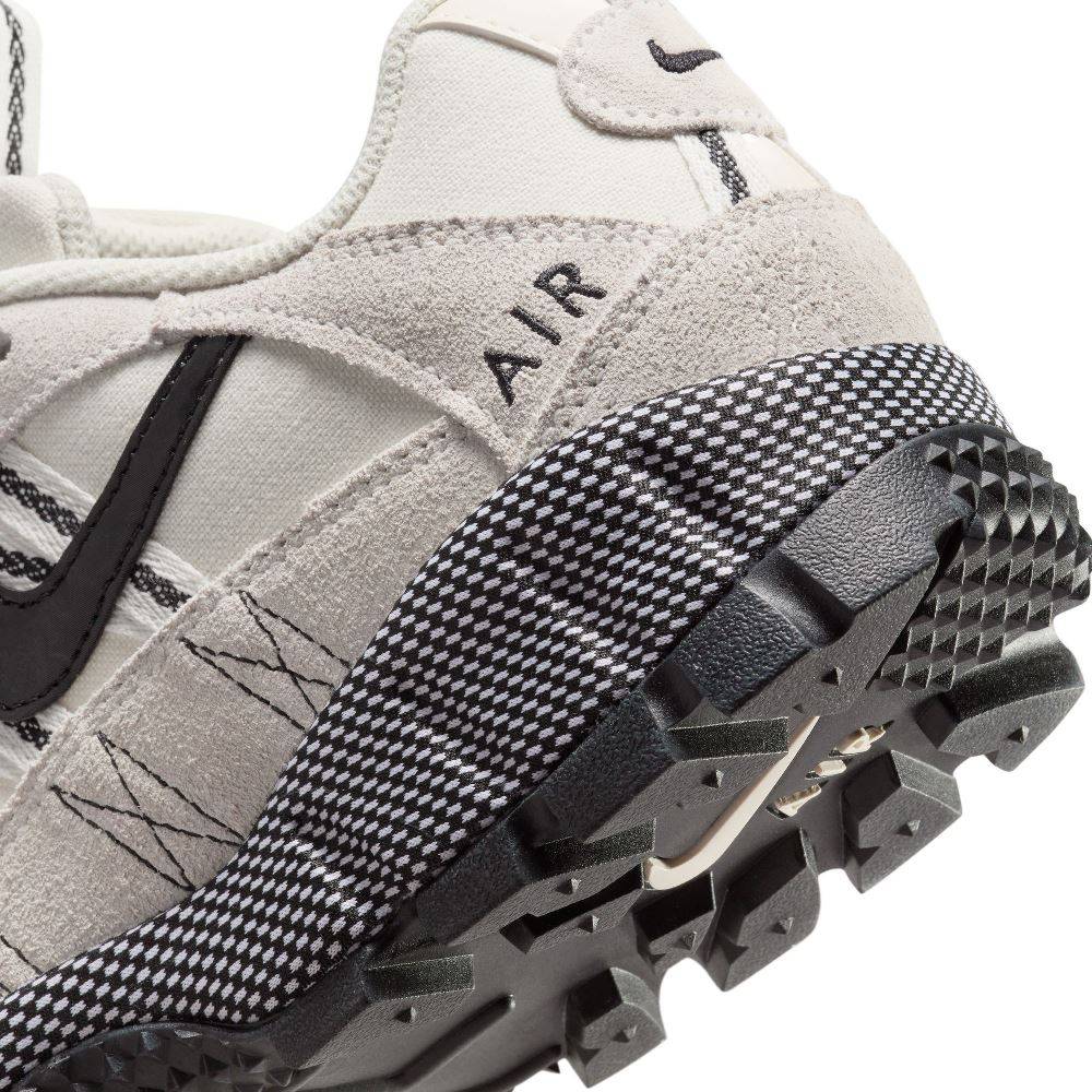 NIKE AIR HUMARA WOMENS SHOES