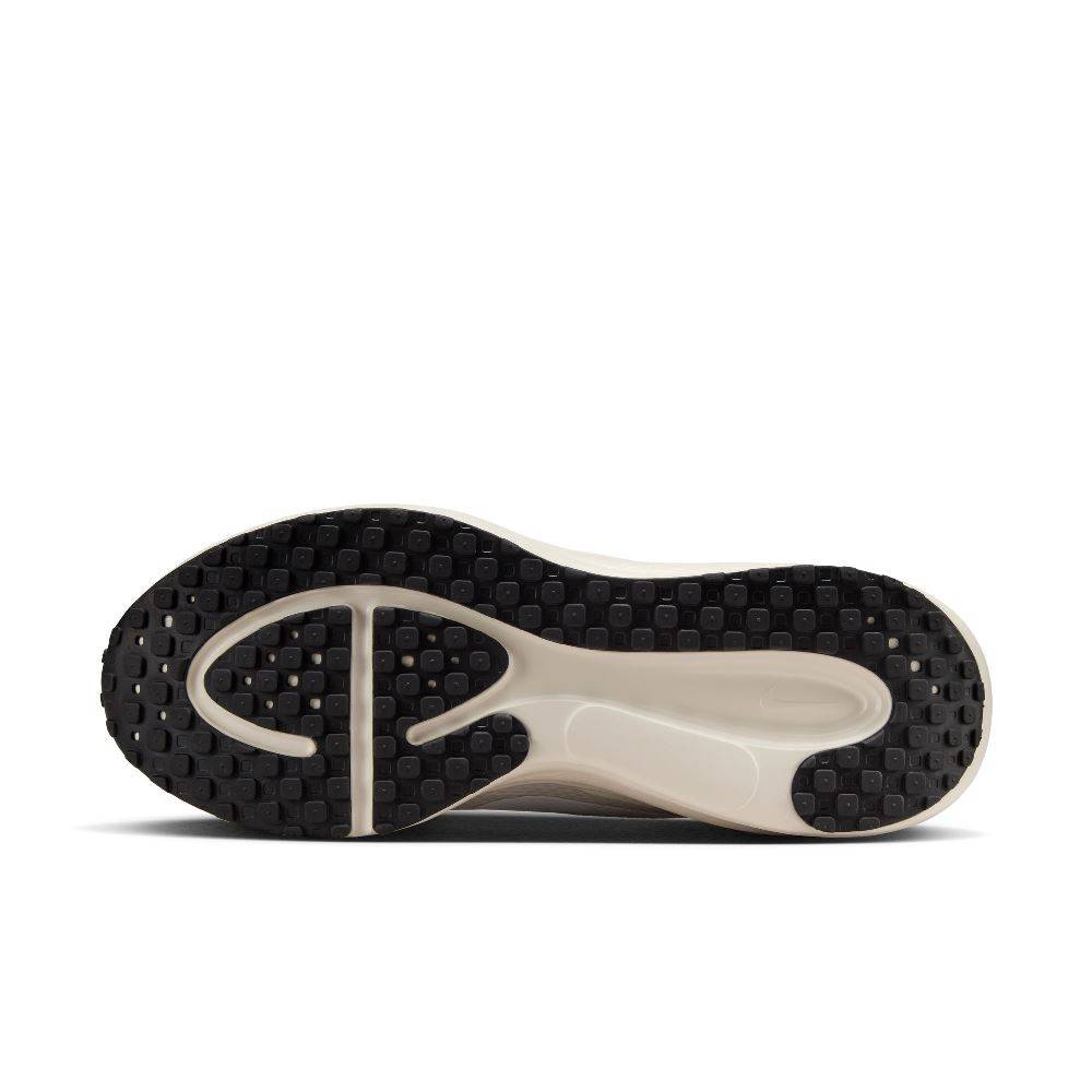NIKE WOMENS REVOLUTION 8 RUNNING SHOES
