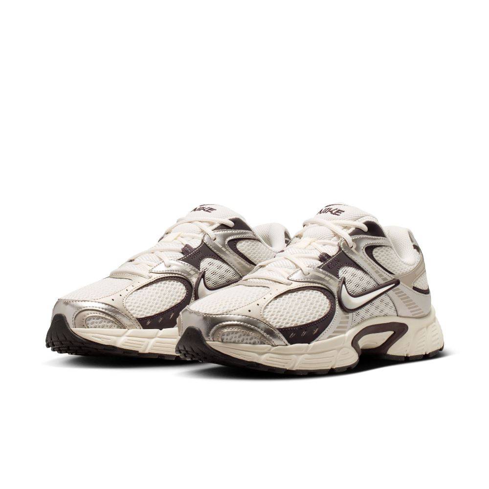NIKE V5 RNR UNISEX SNEAKERS