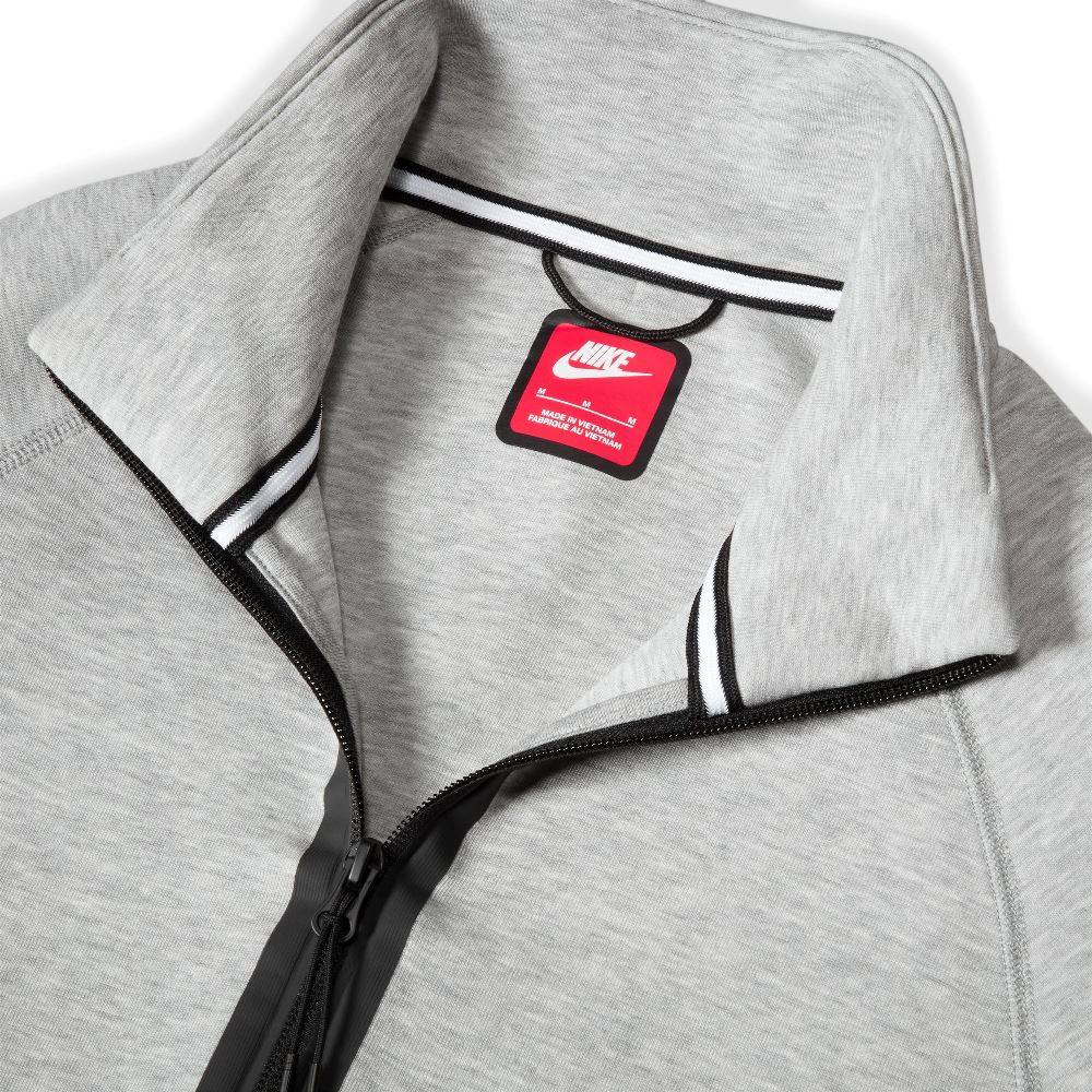 NIKE TECH FLEECE 1/2-ZIP SWEATSHIRT