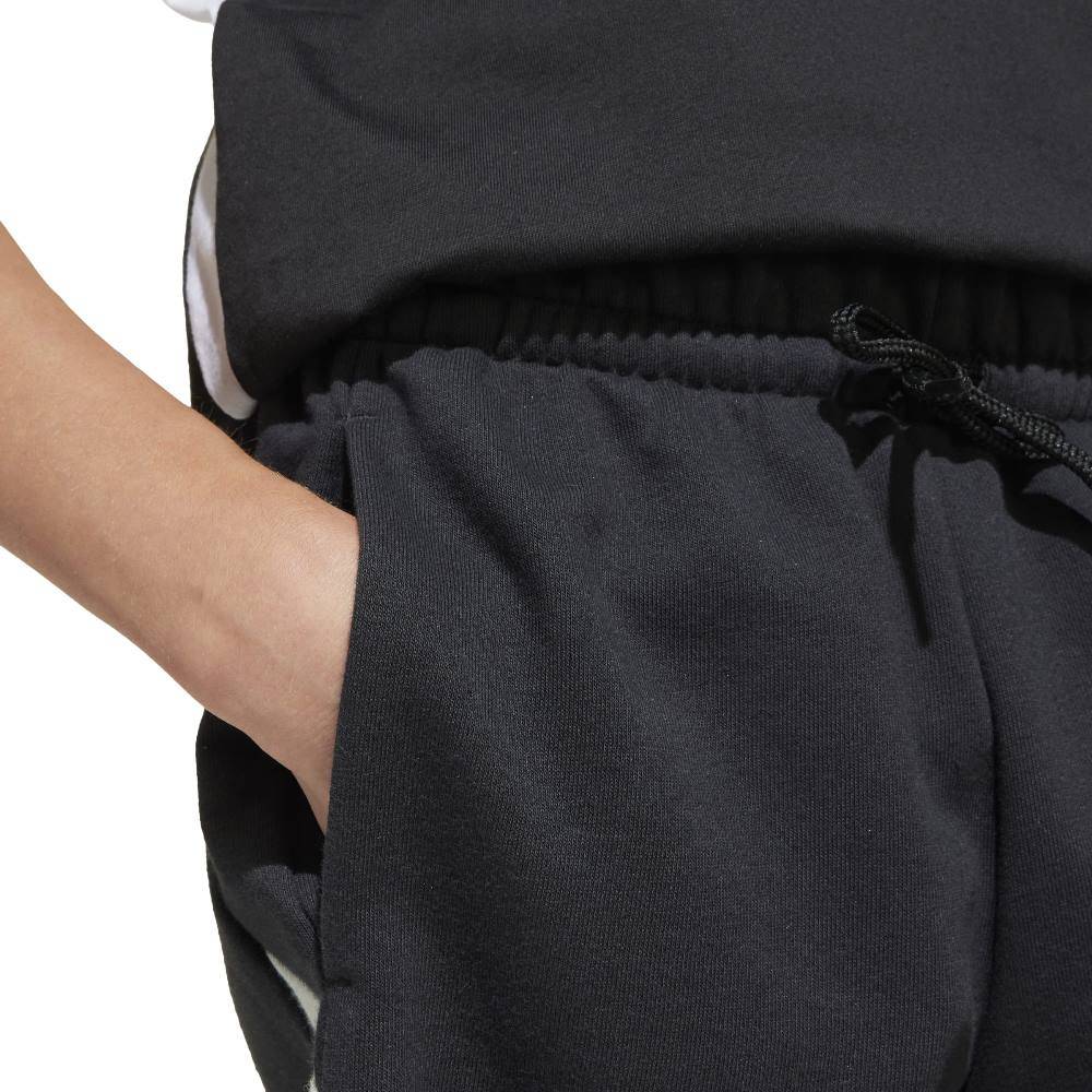 ADIDAS YOUTH SEASONAL ESSENTIALS COLORBLOCK SHORTS