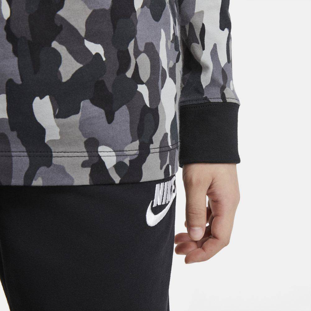 NIKE BOYS SPORTSWEAR CAMO LONG SLEEVE TEE