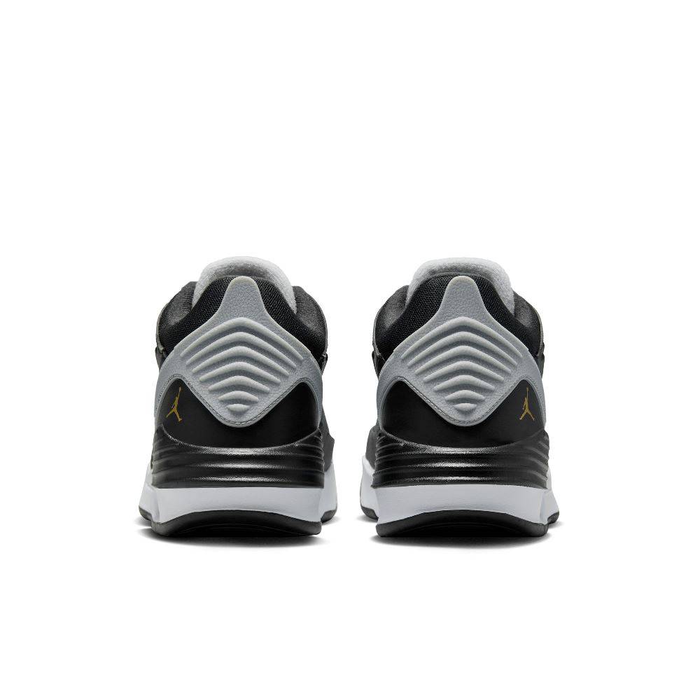 NIKE JORDAN MAX AURA 5