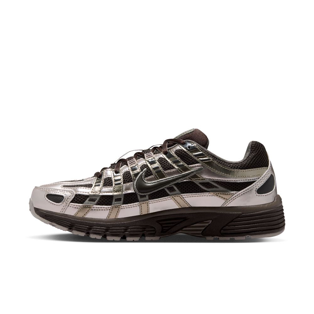 NIKE WOMENS P-6000