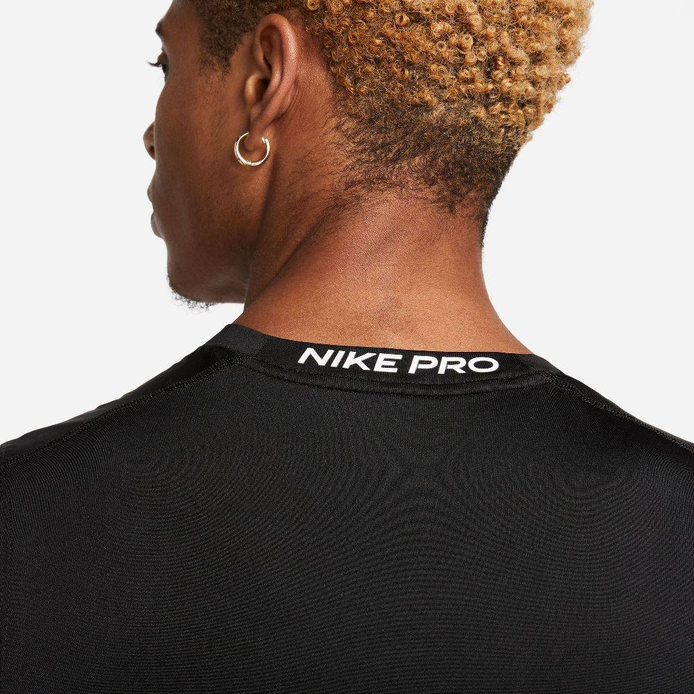 NIKE DRI-FIT FITNESS SLEEVELESS TOP