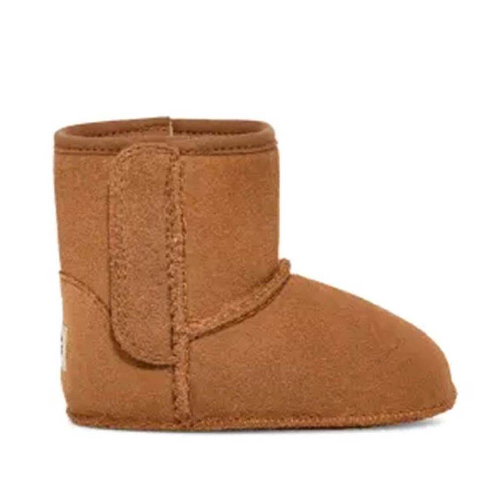 UGG BABY CLASSIC BOOT AND LOVEY BLANKET