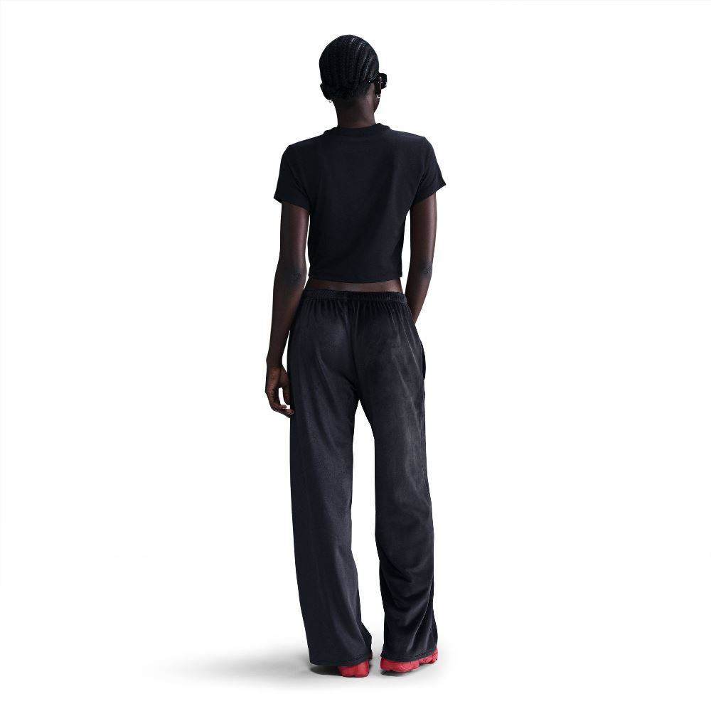 NIKE NSW WOMENS CHIL KNIT VDAY TEE