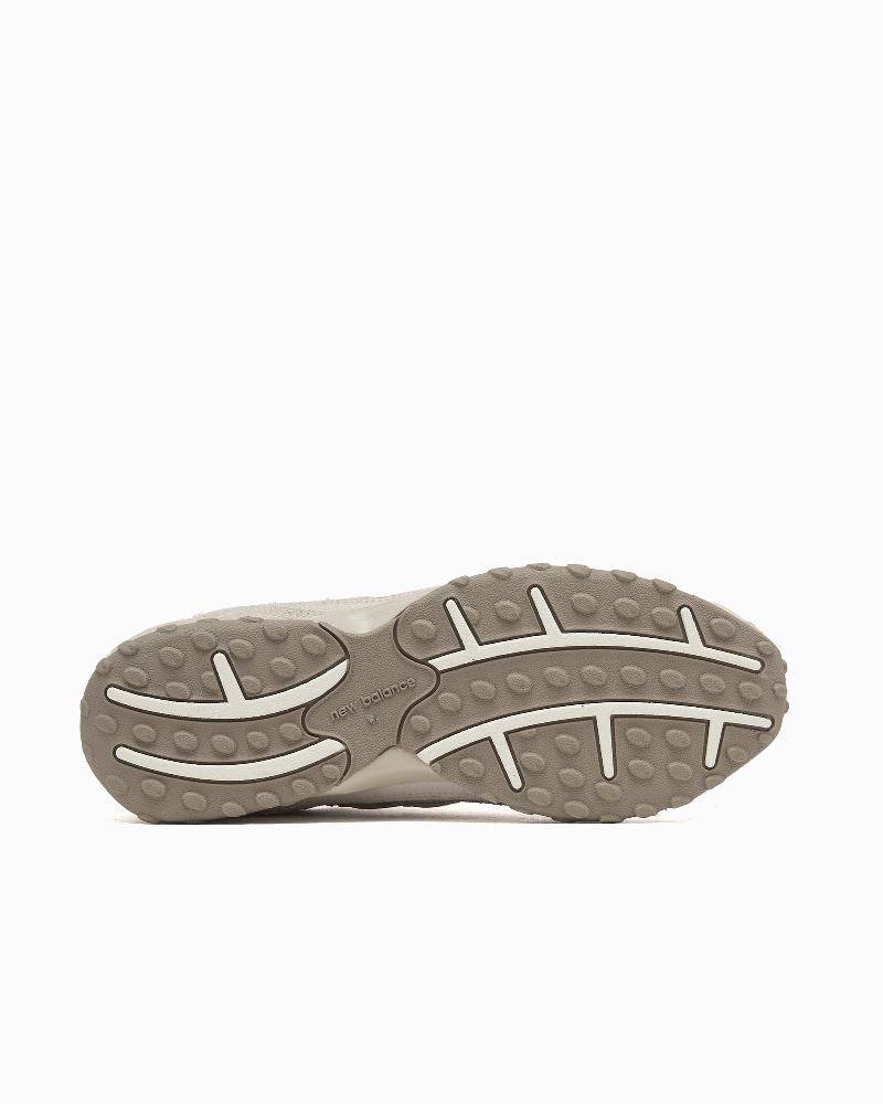 NEW BALANCE 204 UNISEX SNEAKERS